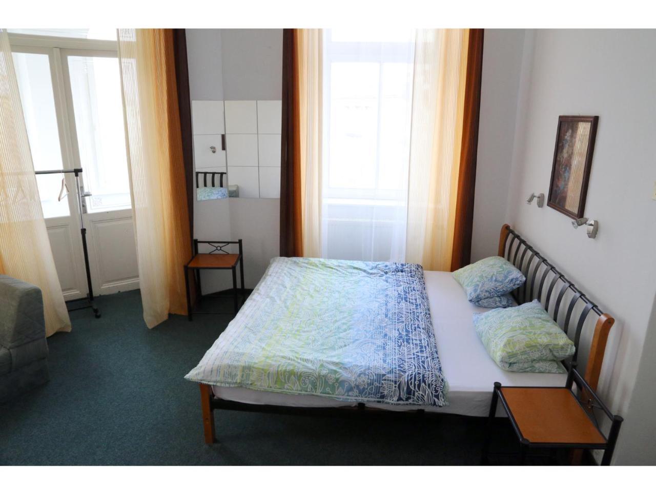 Apartment Kahoun ปราก ภายนอก รูปภาพ