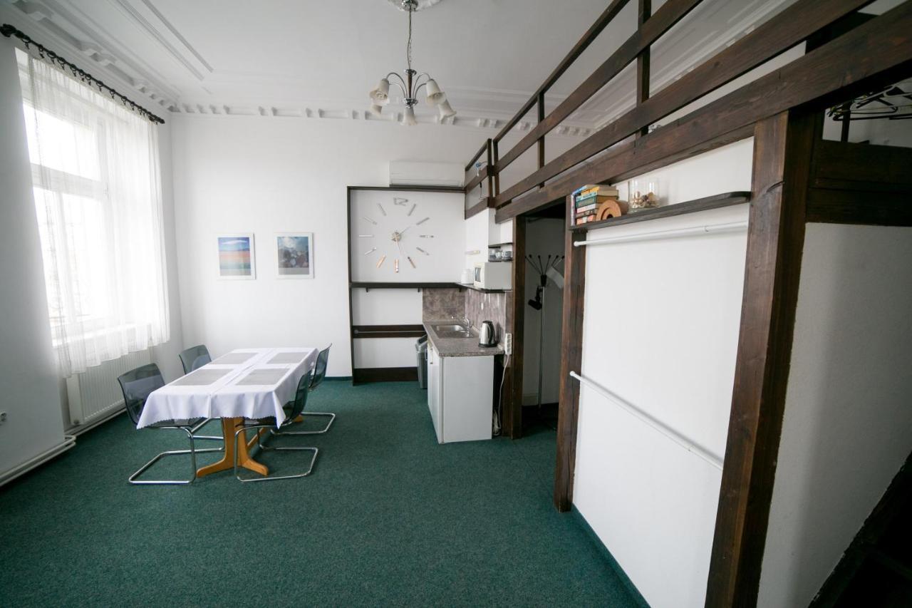 Apartment Kahoun ปราก ภายนอก รูปภาพ